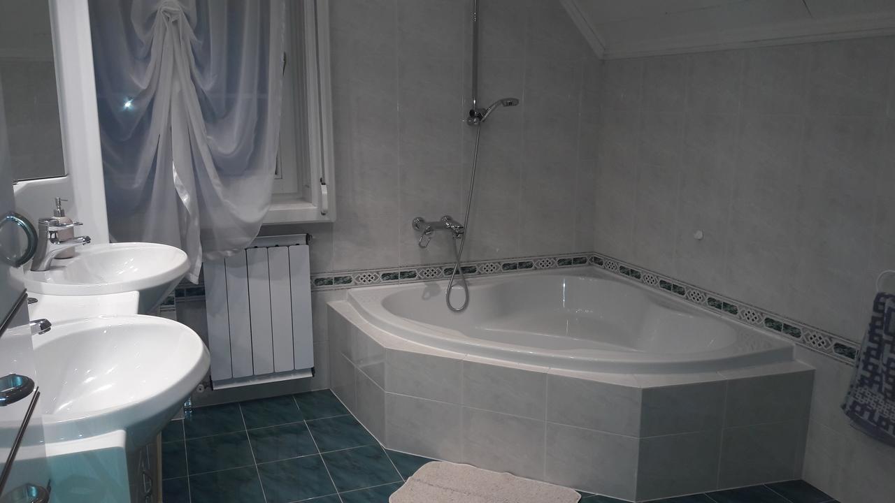 Pero Panzio Bed & Breakfast Debrecen Eksteriør bilde