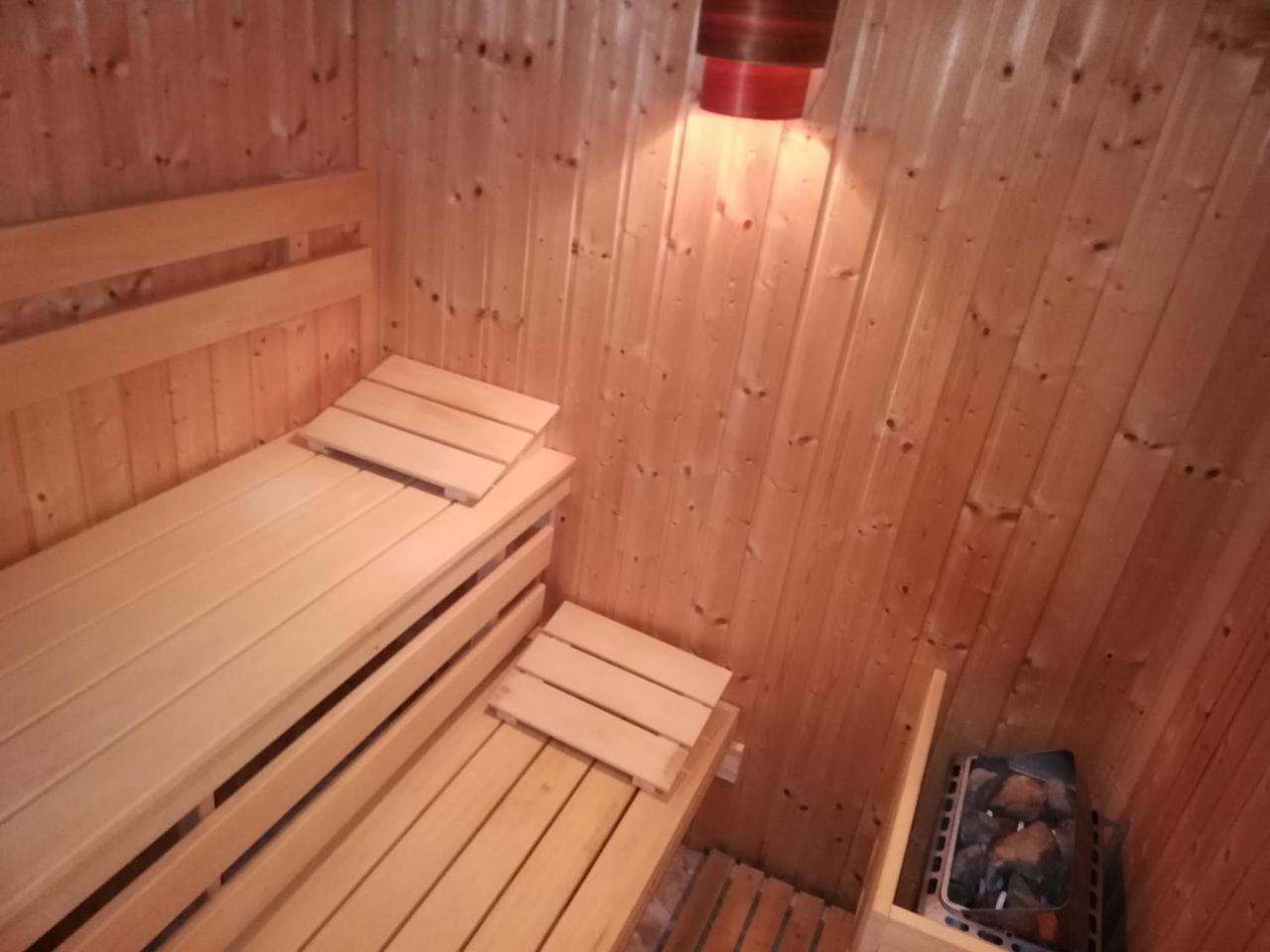 Pero Panzio Bed & Breakfast Debrecen Eksteriør bilde