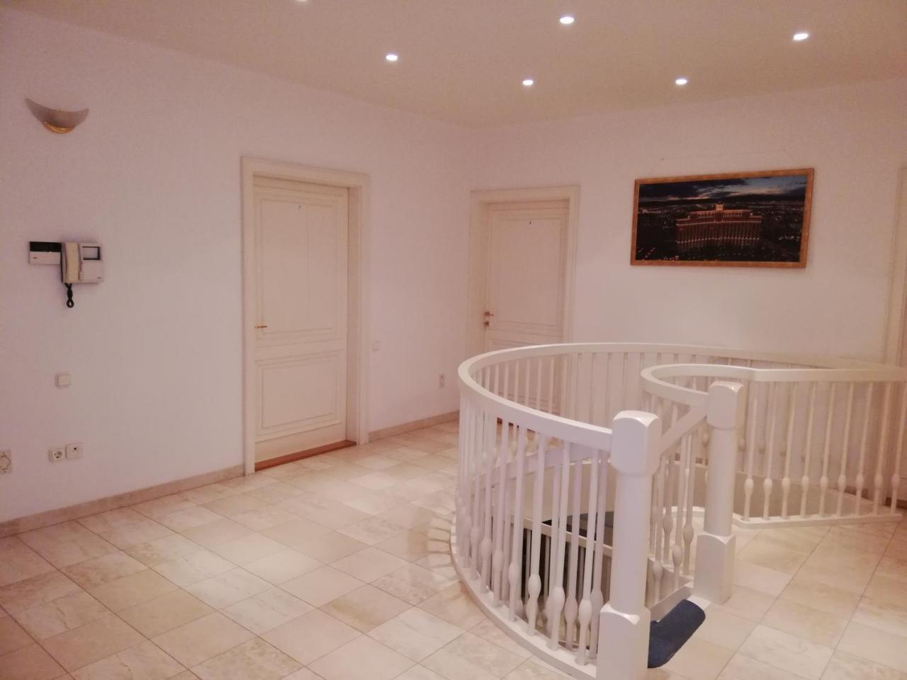 Pero Panzio Bed & Breakfast Debrecen Eksteriør bilde