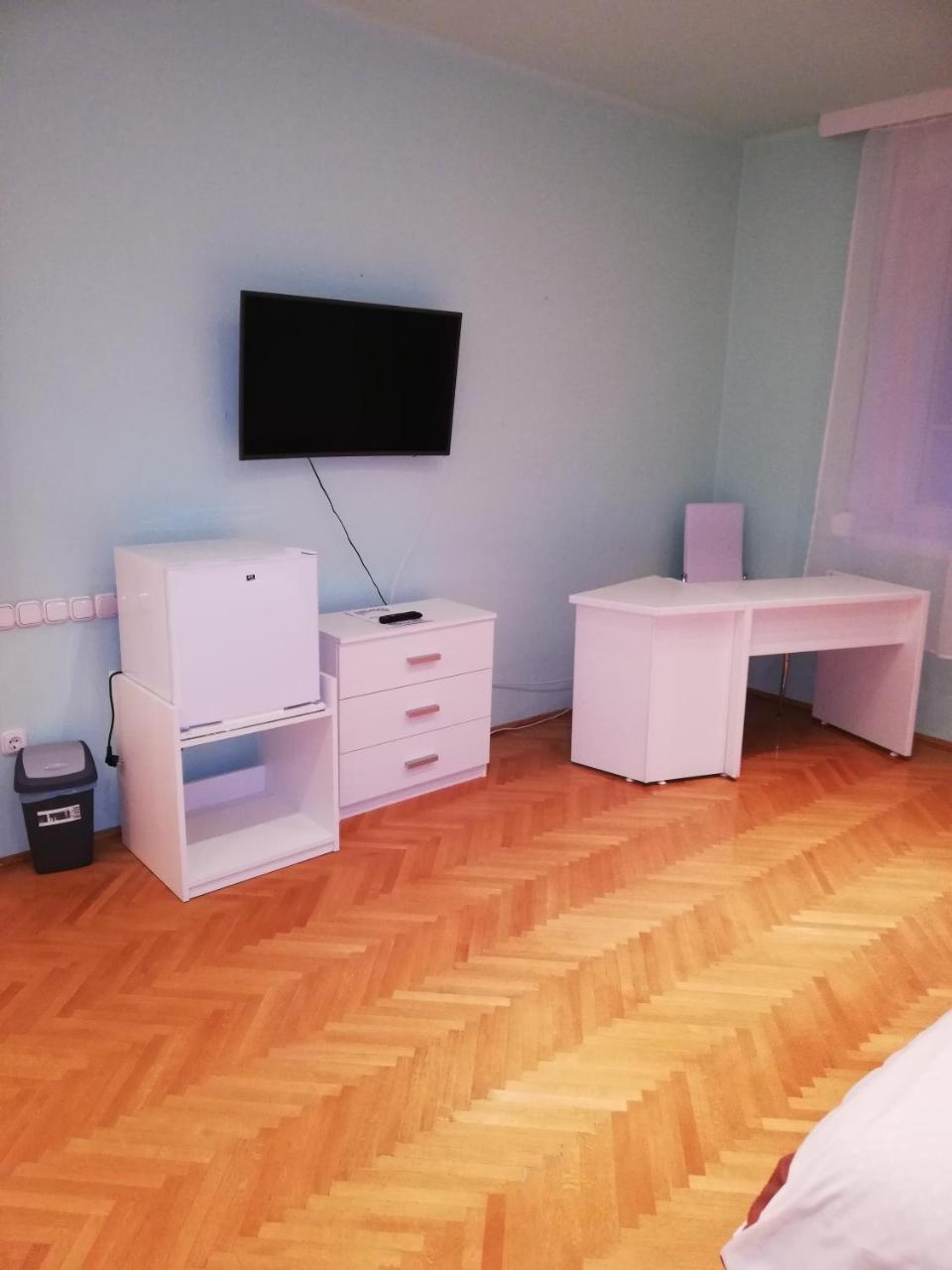 Pero Panzio Bed & Breakfast Debrecen Eksteriør bilde